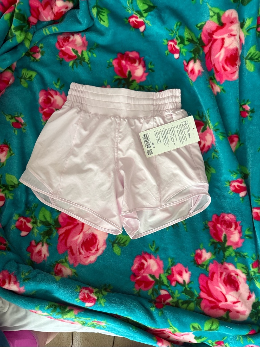 Lululemon Hotty Hot HR shorts 4” inseam